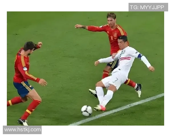 超炫背景下的足球明星们如何在绿茵场上闪耀光芒与魅力